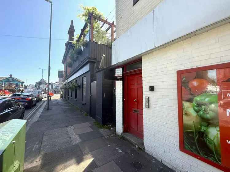 2 Bedroom Flat to Rent