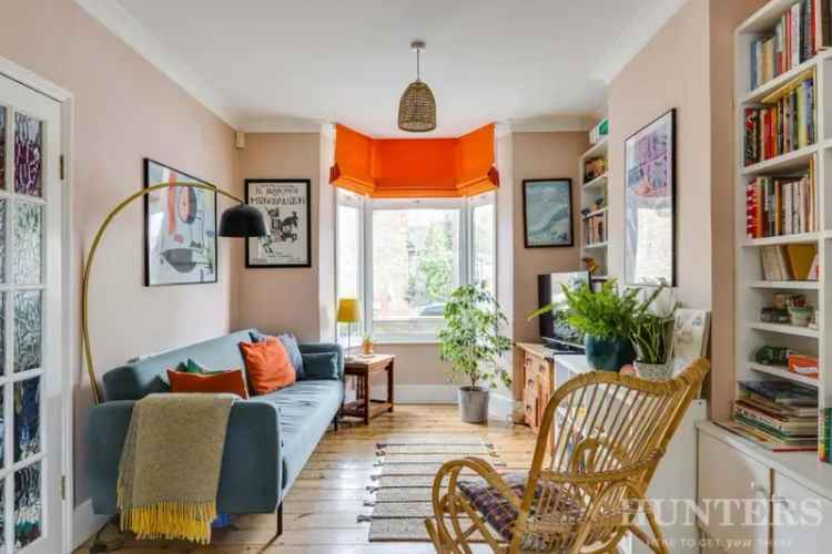 3 Bed House for Sale Near Seven Sisters