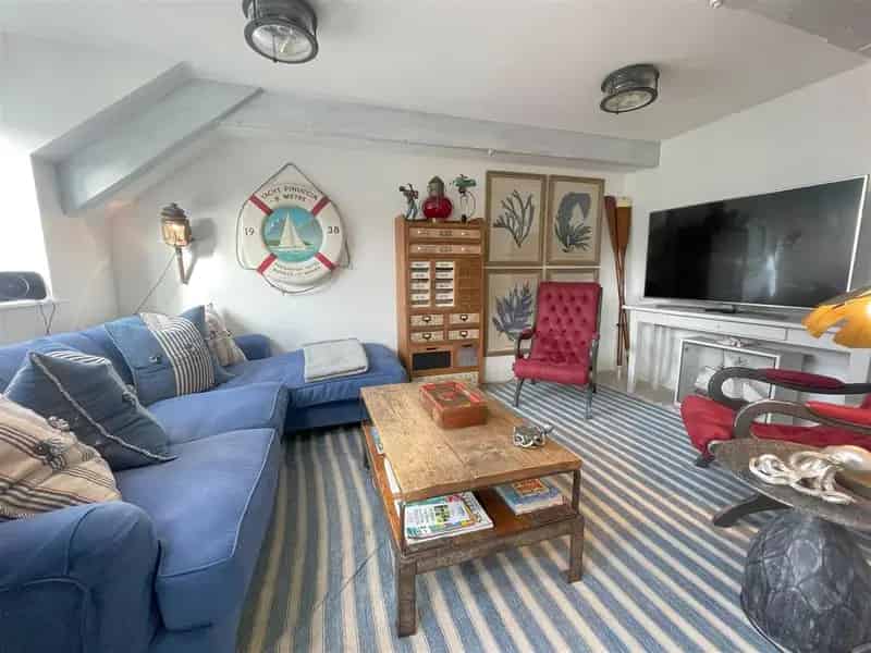 1 Bedroom Apartment for Sale in Fowey