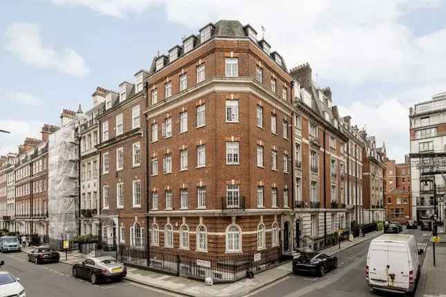 Flat for sale Green Street London W1K Hyde Park view