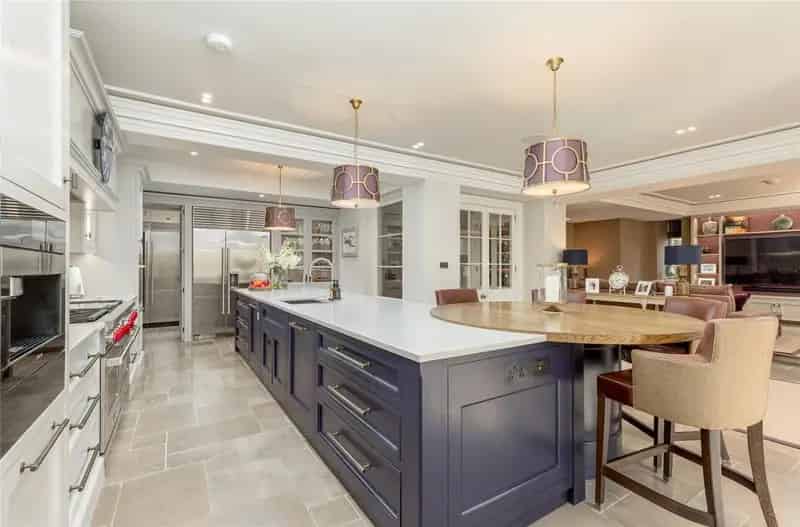 5 Bedroom Detached House for Sale in Edinburgh
