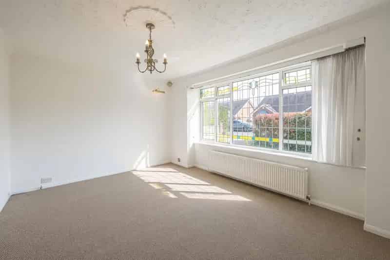 2 Bedroom Detached Bungalow For Sale Kingswinford
