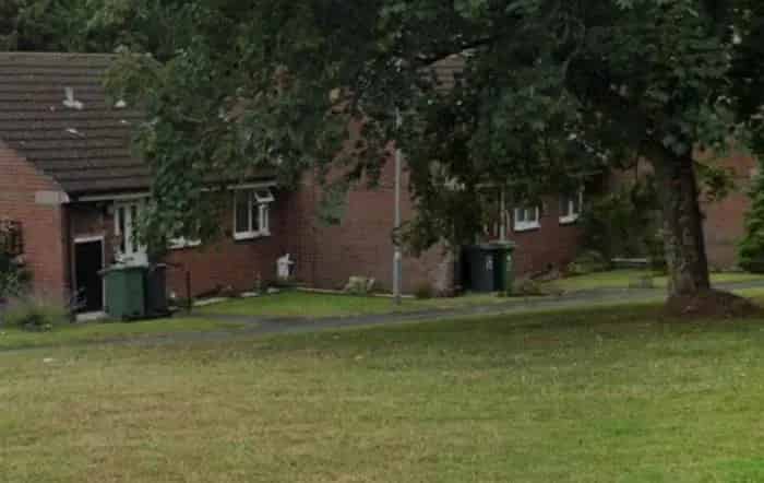 1 Bed Bungalow Bebington No Deposit Pets Allowed