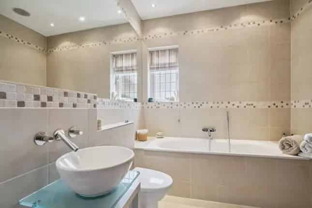 5 Bedroom Detached House For Sale Northwood HA6