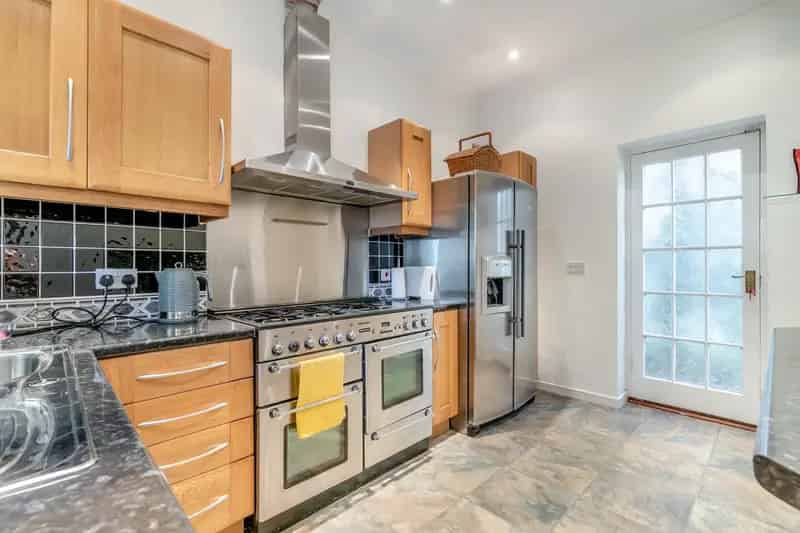 6 Bedroom Grade II Listed Georgian House Chepstow