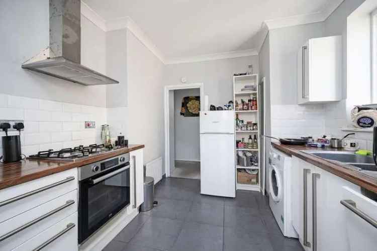 2 Bed Flat for Sale near Brick Lane Shoreditch