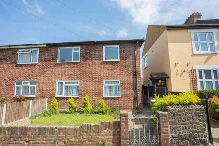 2 Bedroom Maisonette for Sale - Renovated with Garden and Garage