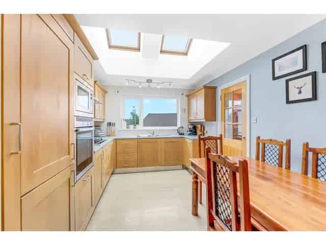 3 Bedroom Bungalow for Sale in Cumbernauld