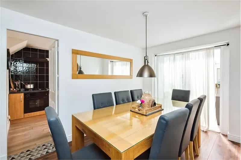3 Bed Semi Detached House 3 Reception Rooms Bonnyrigg
