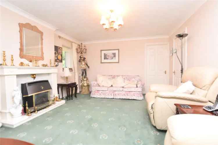 Bungalow For Sale in Leeds, England