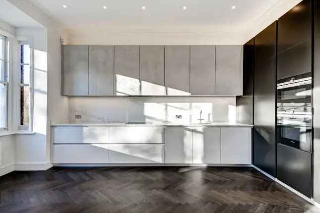 Flat for sale in Hamilton Terrace, London NW8