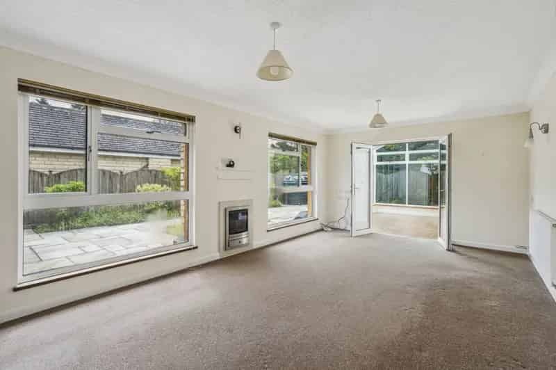 2 Bedroom Detached Bungalow Cotswolds