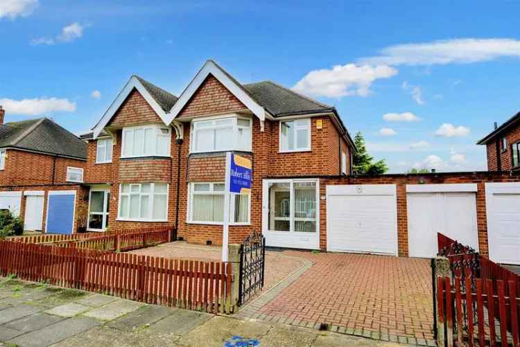 3 bedroom semi-detached house for sale