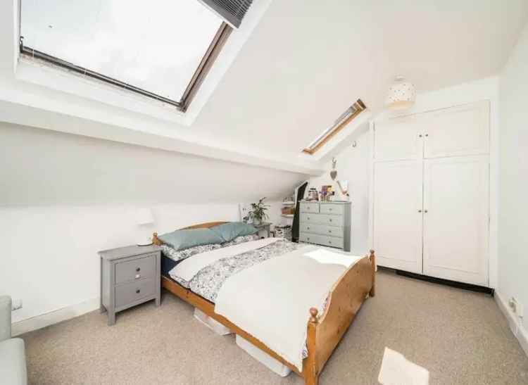 Three Bedroom Flat Abbeville Village Professional Sharers