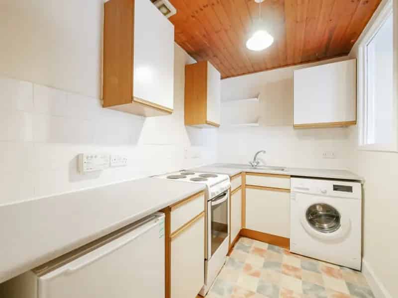 1 Bedroom Flat To Rent Available 01062025
