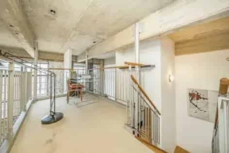 122m2 Converted Warehouse Apartment London