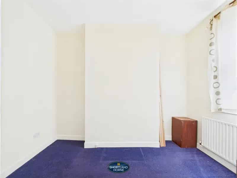 3 Bedroom Mid Terrace House Coventry