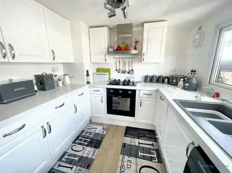 2 Bed Park Home for Sale Near Henley in Arden