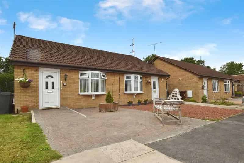 2 Bedroom Semi-Detached Bungalow for Sale