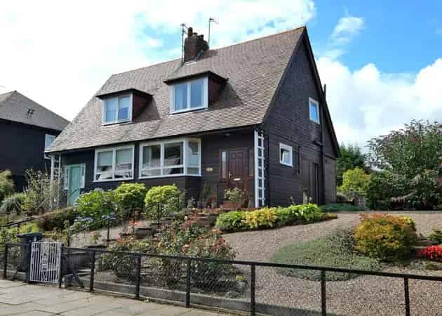 Two Three Bedroom Semi Detached House Garthdee Aberdeen