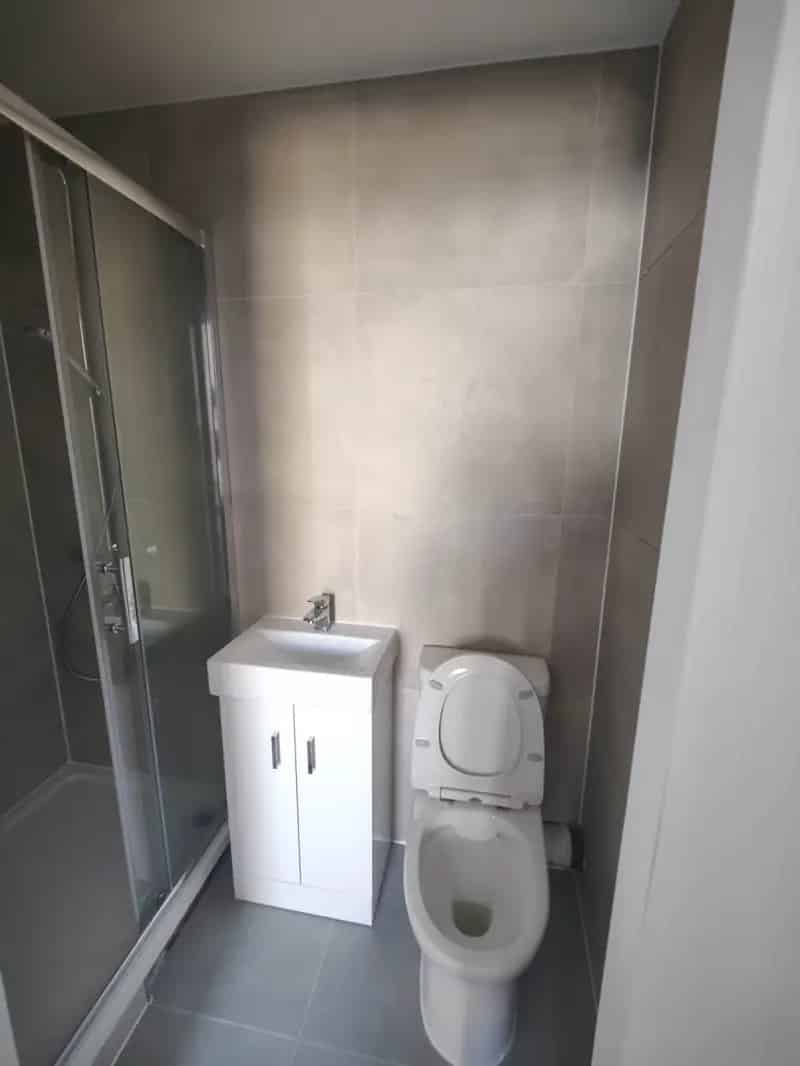 0 Bedroom Studio House to Rent in London
