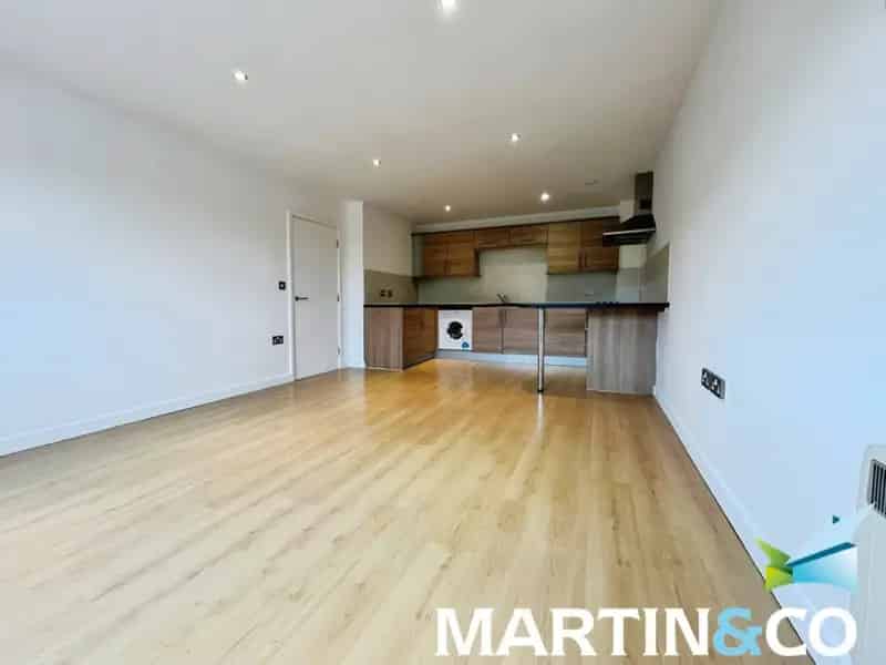 1 bedroom Flat
 To Rent