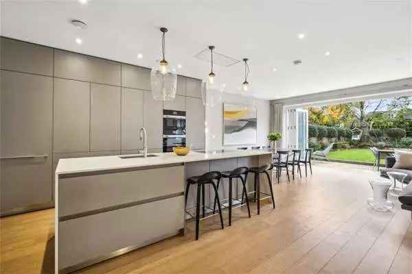 Easterby Villas, Beverley Road, Barnes, London, SW13 0BQ | Property for sale | Savills