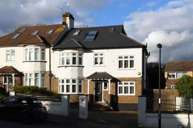 5-Bedroom Family Home Honor Oak Forest Hill London