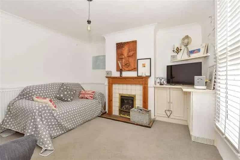 2 Bed Victorian House for Sale