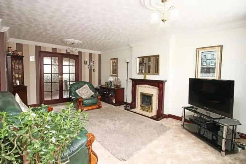 3 Bed House For Sale Near Amenities And Schools