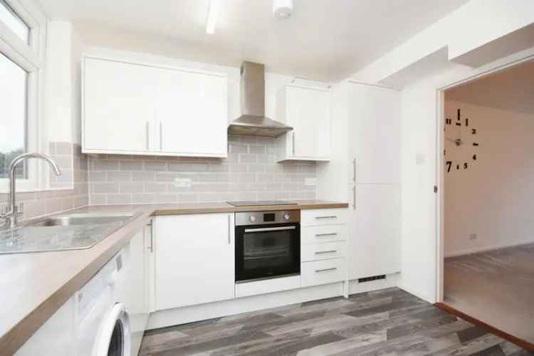 2 Bedroom Apartment for Sale Near High Street