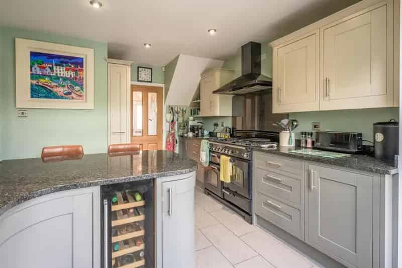4 Bed Detached House For Sale Near Schools