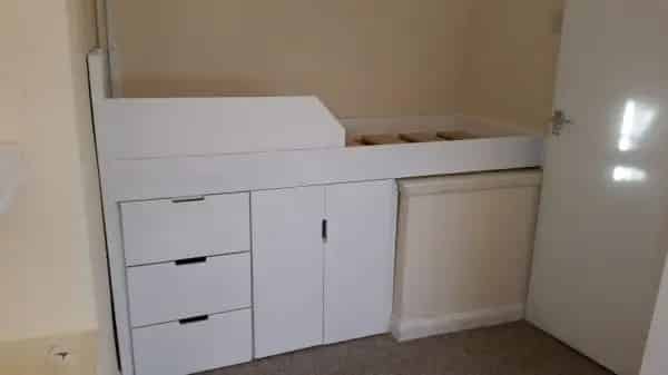 3 Bed End Terrace House Near Aldi, Tesco Extra