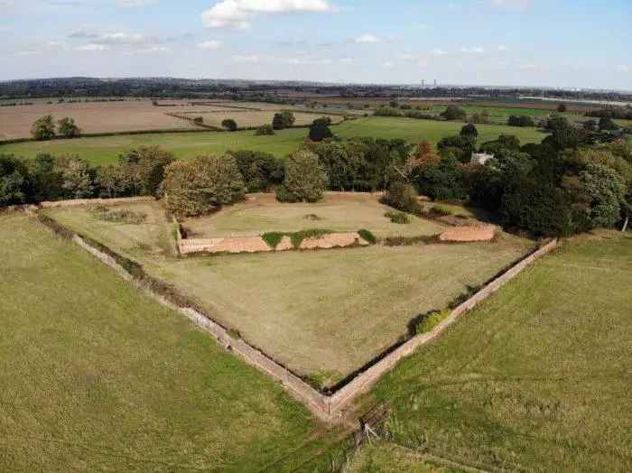 Land For Sale in Newark and Sherwood, England