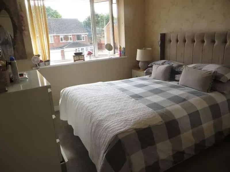 2 Bed Maisonette for Sale in Solihull