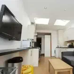 7 Bedroom Student Flat Near University of Birmingham
