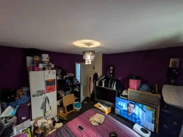 2 Bedroom Flat near Shops and Park Brinnington