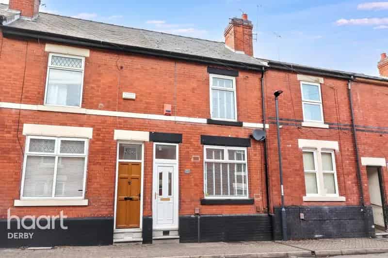 3 Bedroom Terraced House for Sale - No Sale No Fee