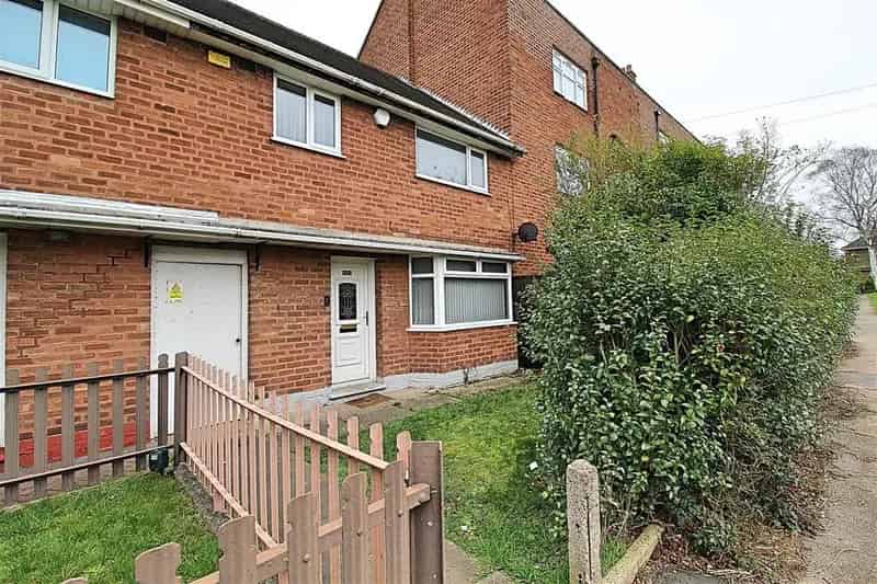 3 Bedroom End Terrace House for Sale No Chain