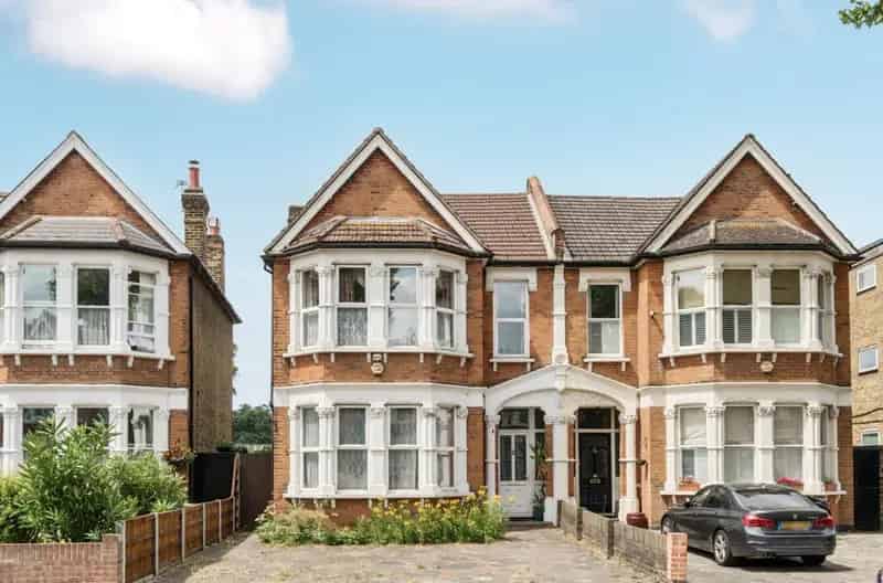 4 Bedroom Edwardian Villa For Sale