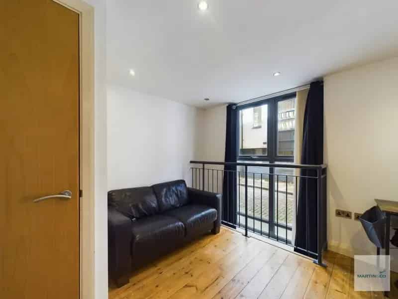 2 Bedroom Duplex Apartment For Sale