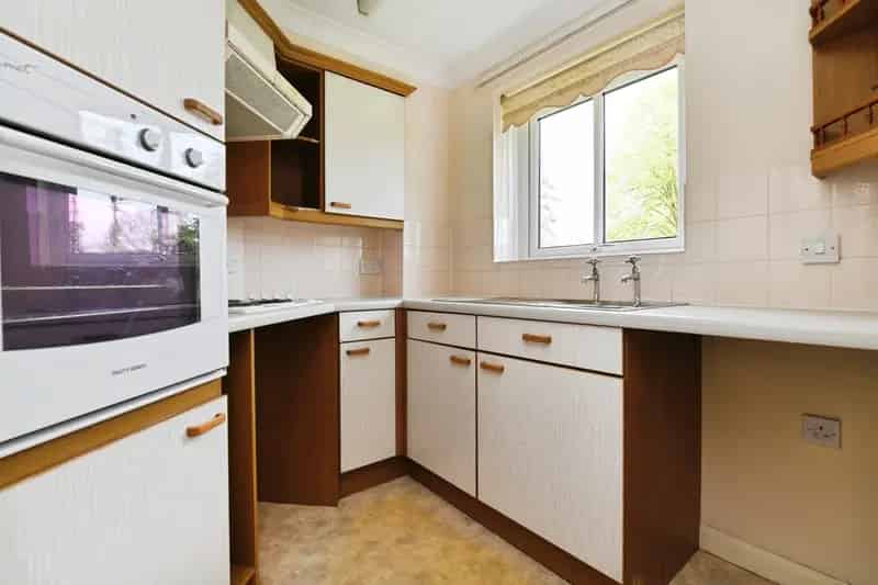 One Bedroom Retirement Apartment with Courtyard Garden
