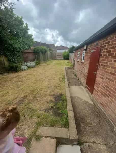 Spacious 2-Bed Maisonette with Private Garden and Ample Storage