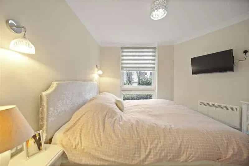 1 Bed Flat for Sale Near Primrose Hill