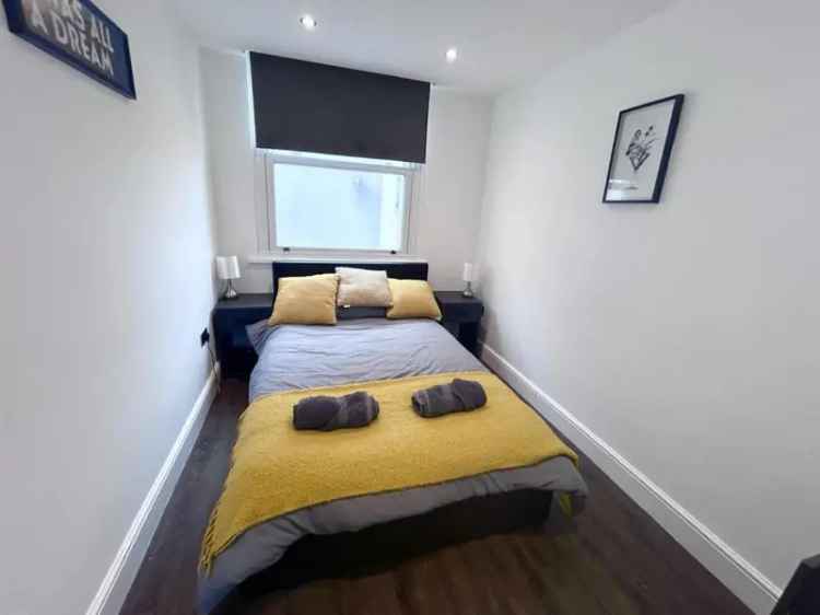 1 Bedroom Apartment Brighton Windsor Street Modern Open Layout