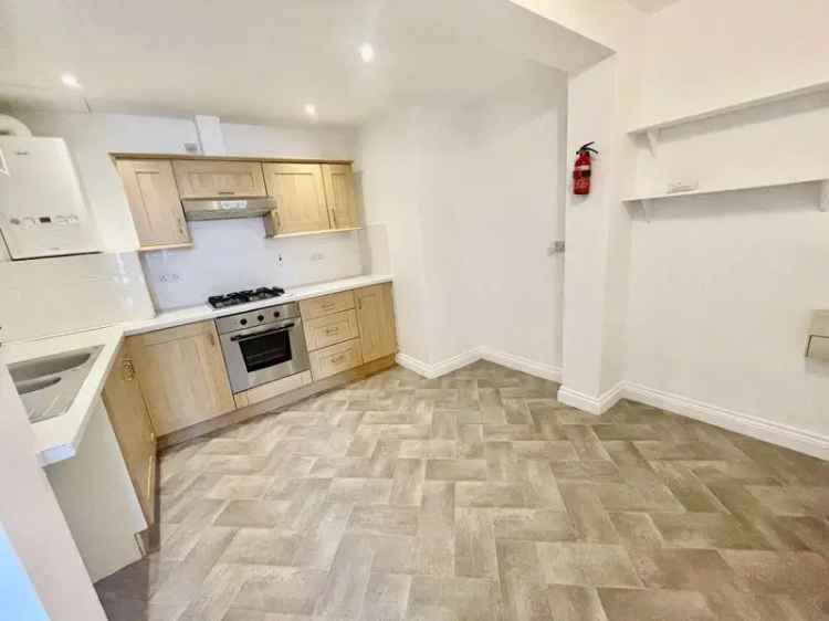 1 Bed Flat for Sale Coleford Off Road Parking Communal Gardens