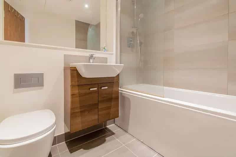 Liverpool Waterfront Studio Flat for Sale