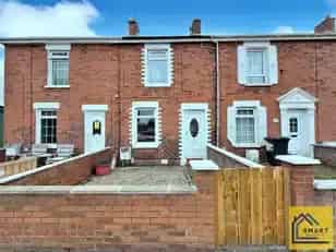 Sydenham Mid Terrace House - 2 Beds, Modern Kitchen & Shower Room