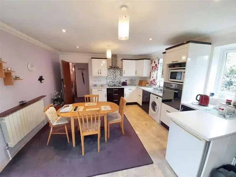 2 Bed Detached Bungalow For Sale Six Villages