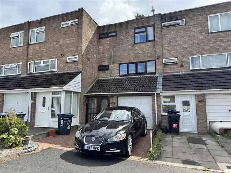 3 Bedroom Townhouse for Sale